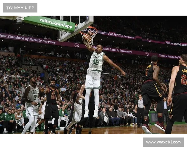 布朗为何能够在比赛中持续保持出色表现的关键因素解析